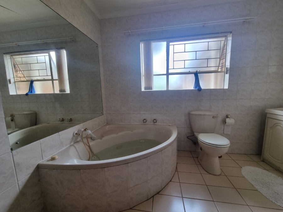 To Let 3 Bedroom Property for Rent in La Provance Free State